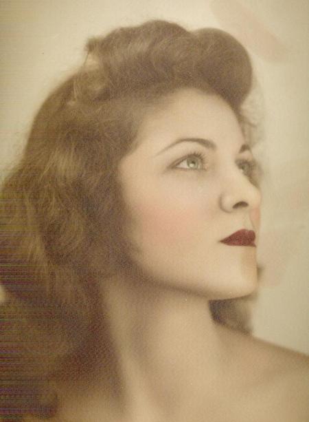 Gloria Carano DiNatale