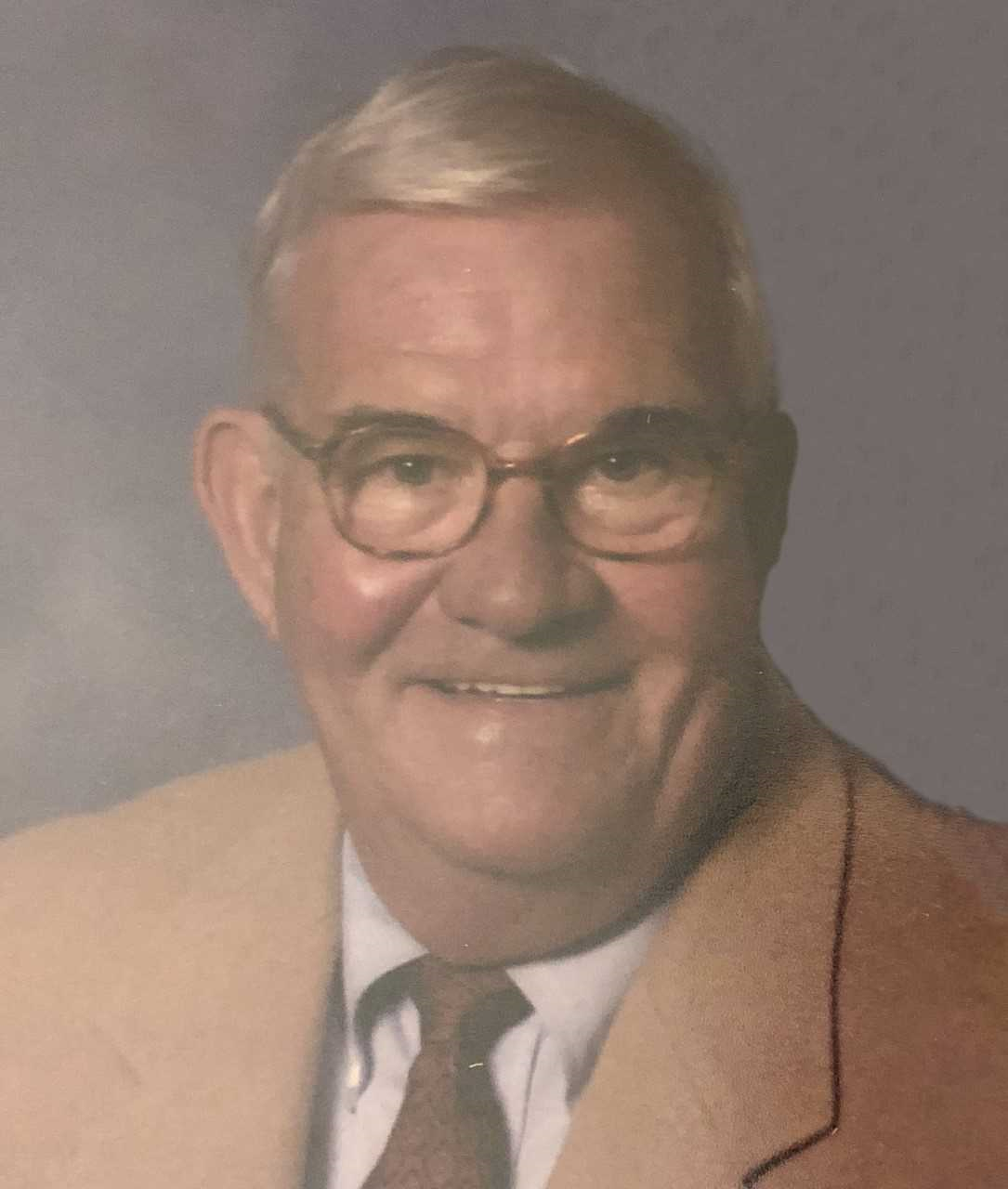 William Charlewood Ellis, Jr.